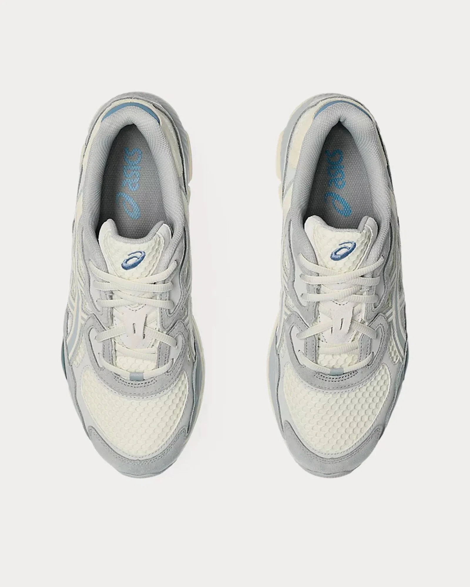 Gel-NYC Ivory / Mid Grey Low Top Sneakers
