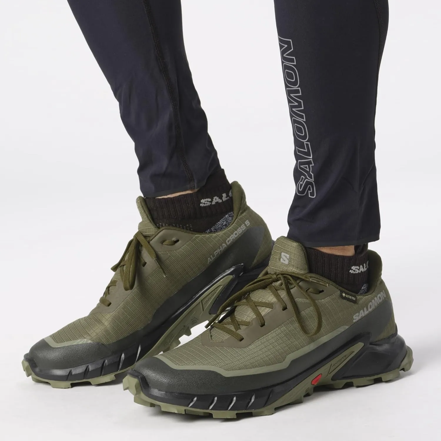 Salomon Men??s Alphacross 5 Gore-Tex, Waterproof Trail Running Shoes